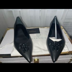 Auth Versace Medusa Flat Shoe.  Brand New, Dust Bag Only, No Box - Size 39 1/2